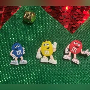 NWOT 3 piece magnet set!